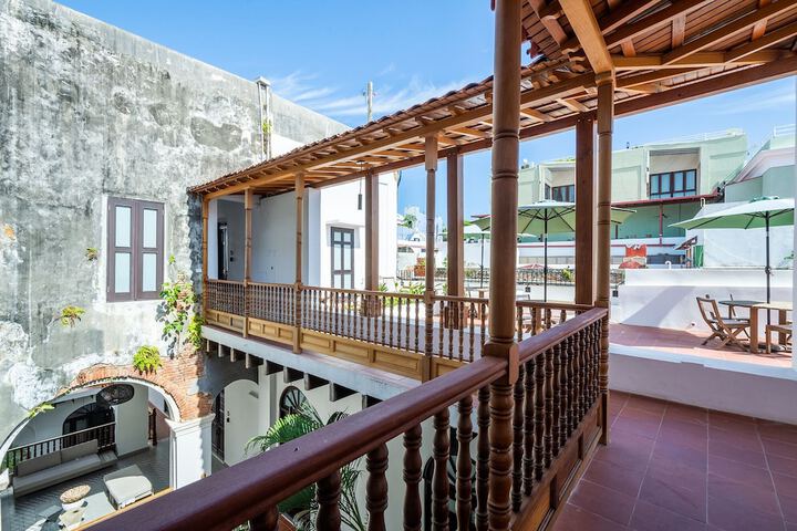 Ballroom/Hall 64 of 70