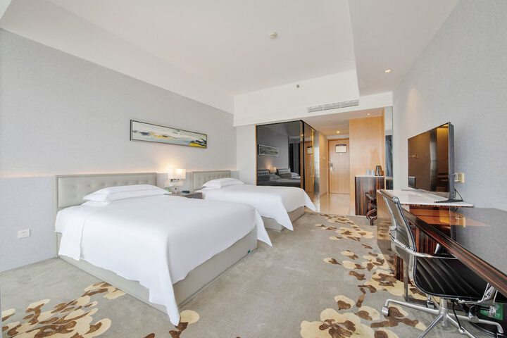 Room 25 of 57
