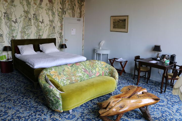 Room 4 of 21