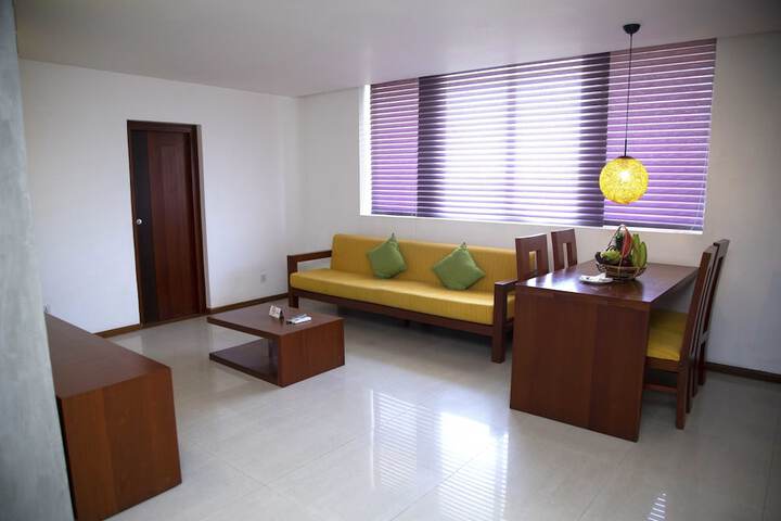 Room 46 of 210