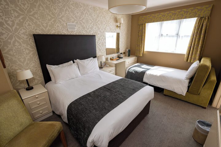 Room 8 of 49