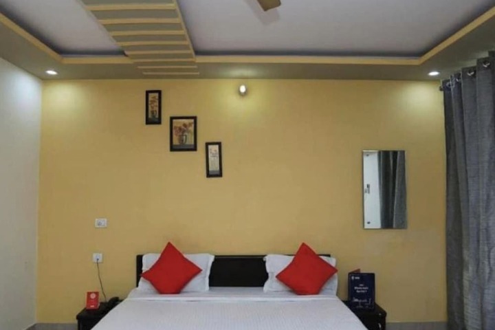 Room 2 of 7