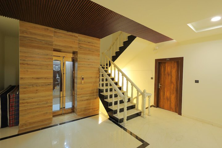 Hotel 62 of 63