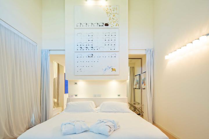 Room 38 of 94