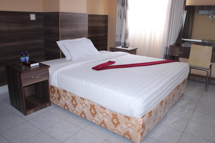 Room 10 of 57