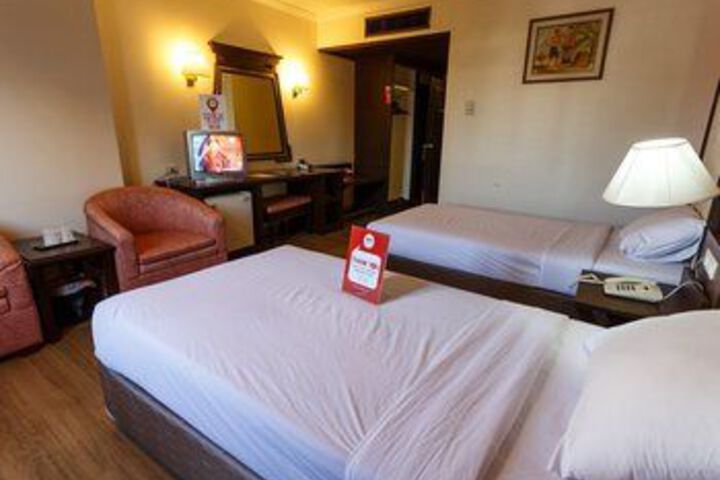 Room 6 of 29