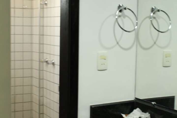Room 34 of 57