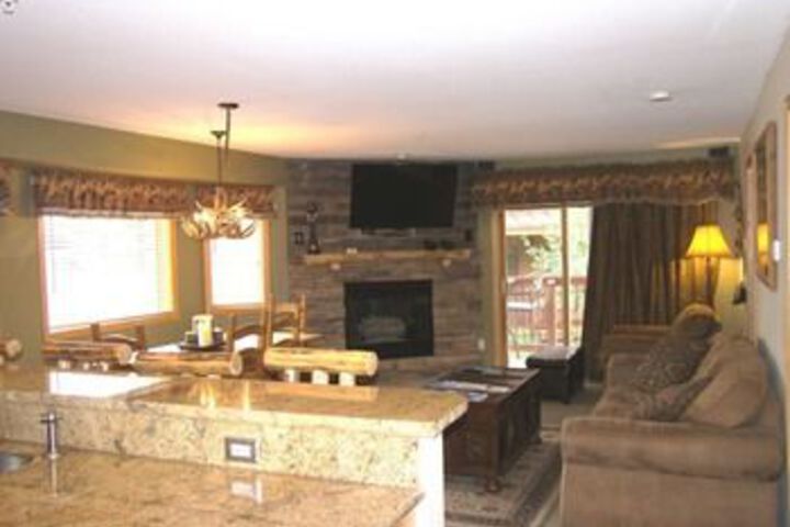 Room 17 of 25