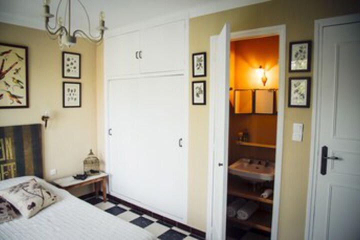 Room 38 of 50