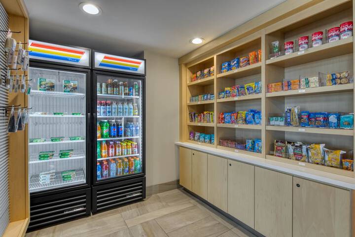 Snack bar