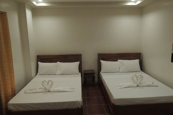 Room 13 of 26