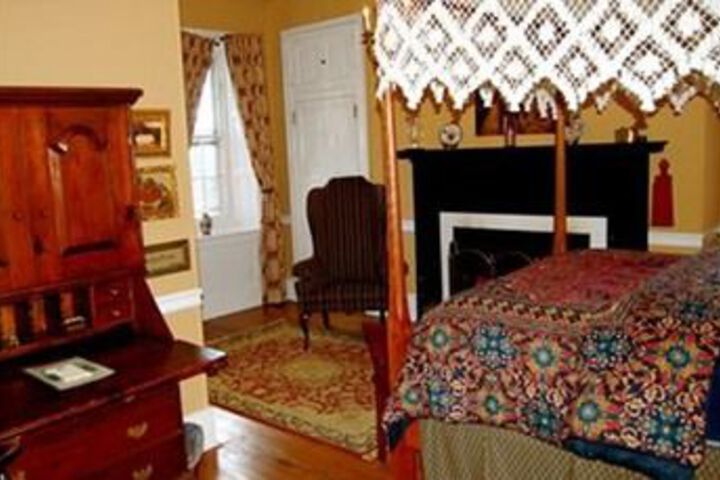 Room 54 of 94