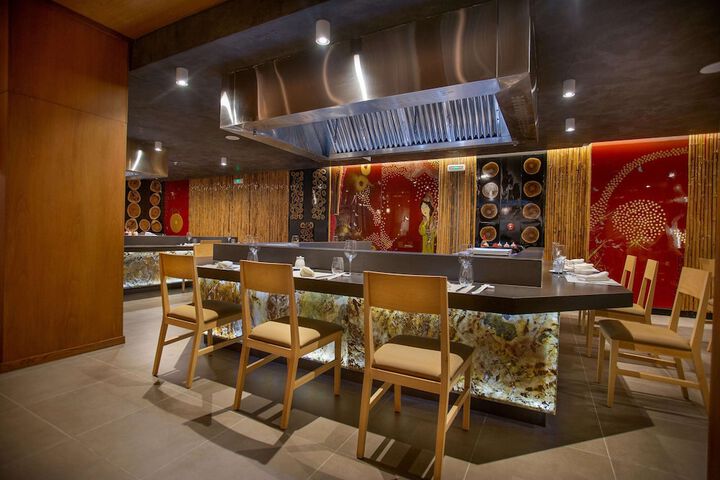 Dining 213 of 259