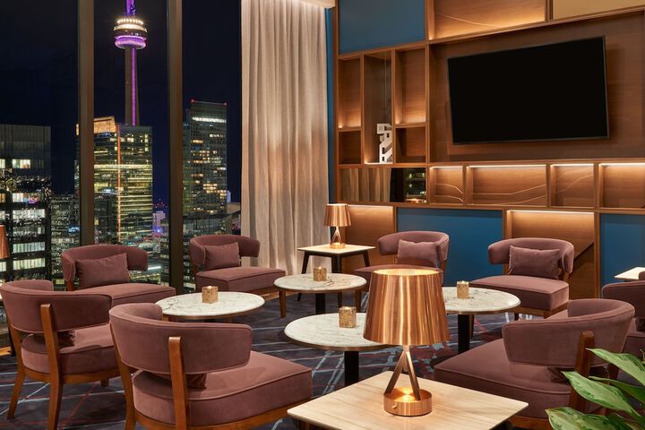 Lounge 99 of 120