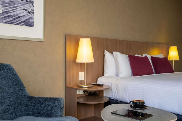Room 45 of 107