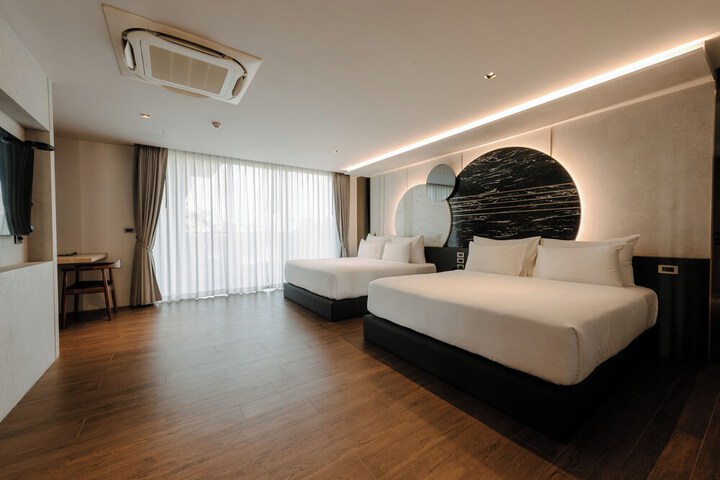 Room 17 of 216