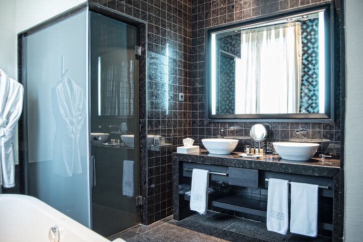 Bathroom Interior Photo