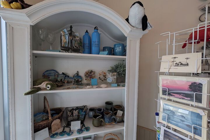 Gift Shop 110 of 131