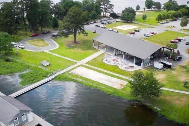 Property Grounds 32 of 47