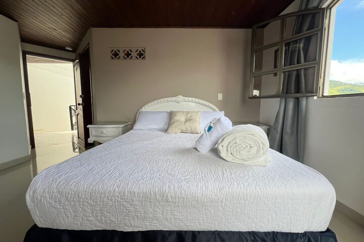 Room 9 of 61