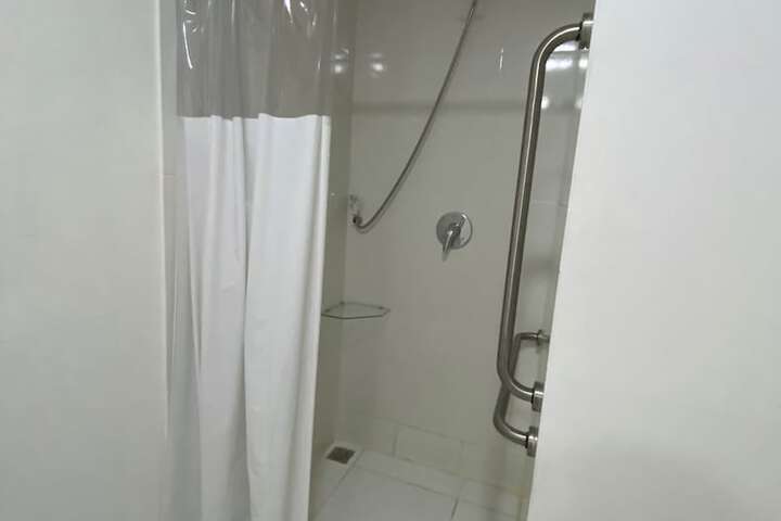 Room 13 of 23