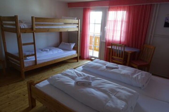 Room 37 of 42