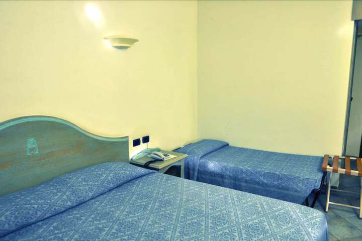 Room 20 of 71