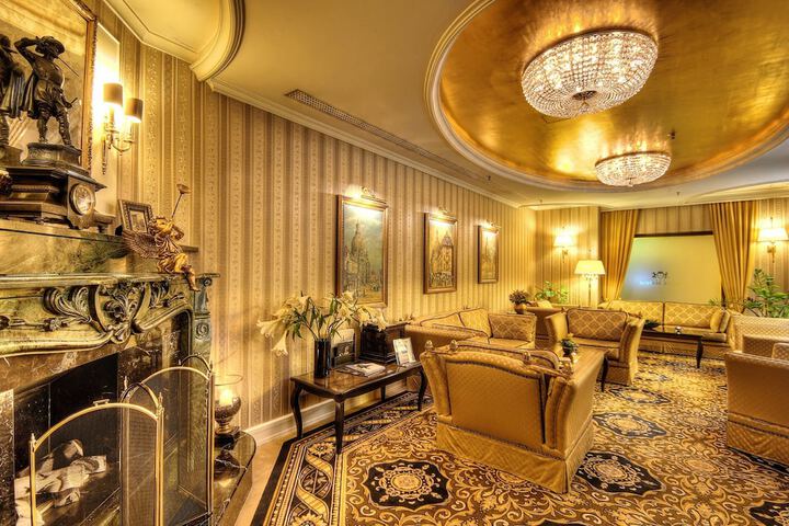Lobby Entry