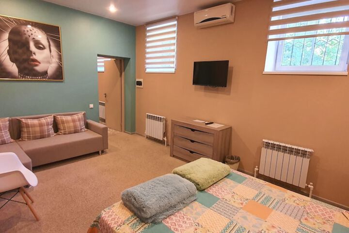 Room 5 of 21