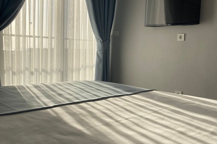 Room 17 of 126
