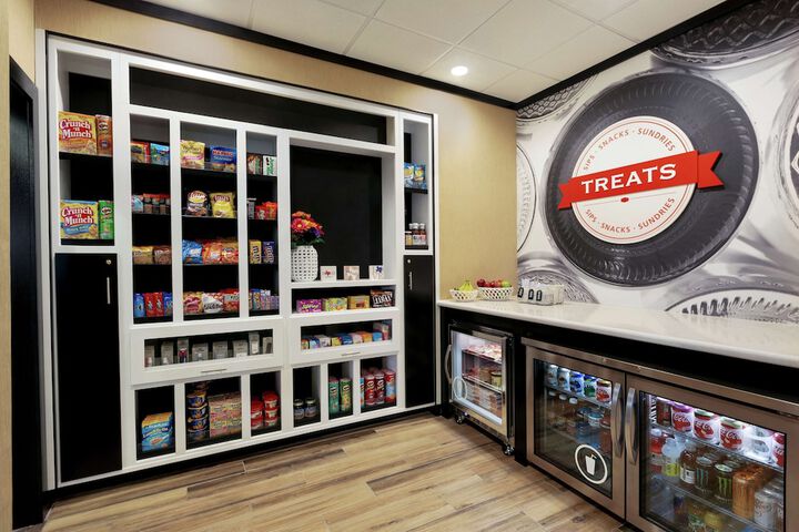 Snack bar