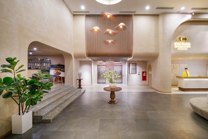 Lobby Entry