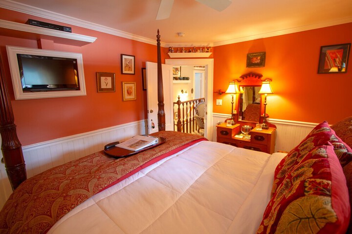 Room 20 of 203