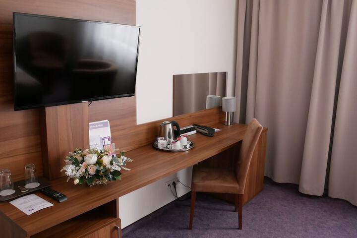 Room 13 of 54