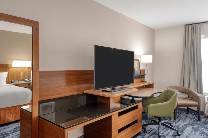 Room 18 of 50