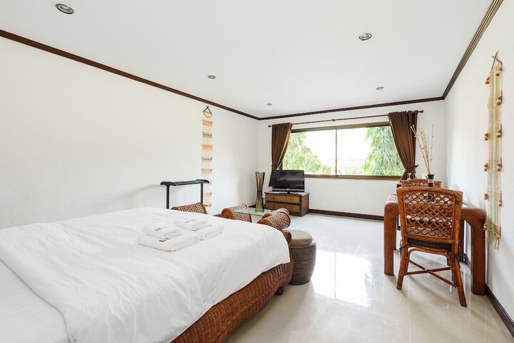 Room 7 of 53