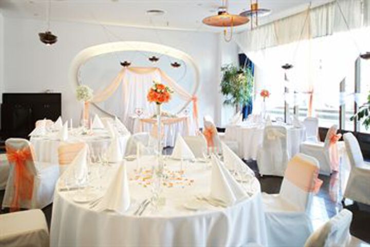Ballroom/Hall 5 of 75