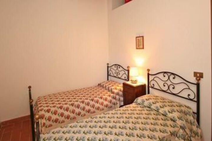 Room 15 of 41