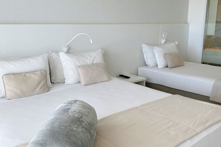 Room 21 of 79