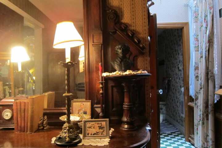 Room 12 of 44