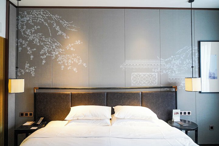 Room 15 of 46