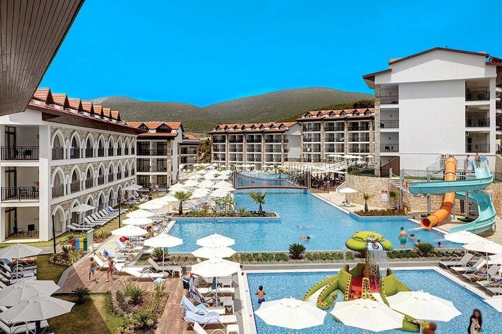 Hotel Entry
