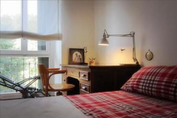 Room 9 of 50