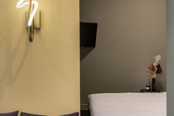 Room 10 of 54