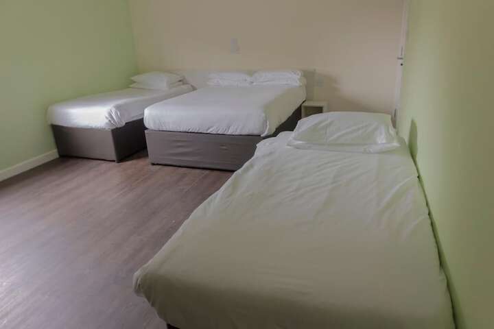 Room 11 of 19