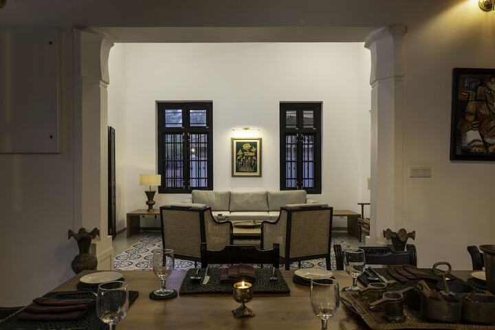 Hotel Interior 4 of 29