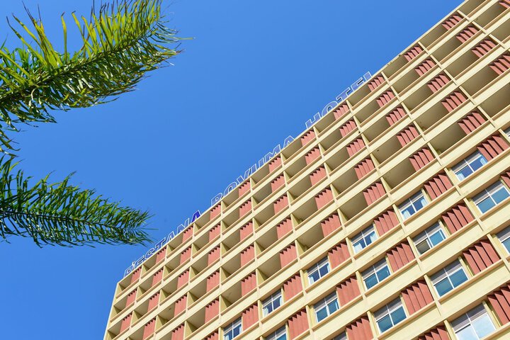 Hotel Entry