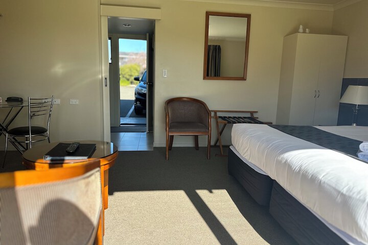 Room 14 of 72