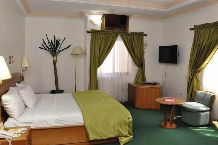 Room 3 of 20