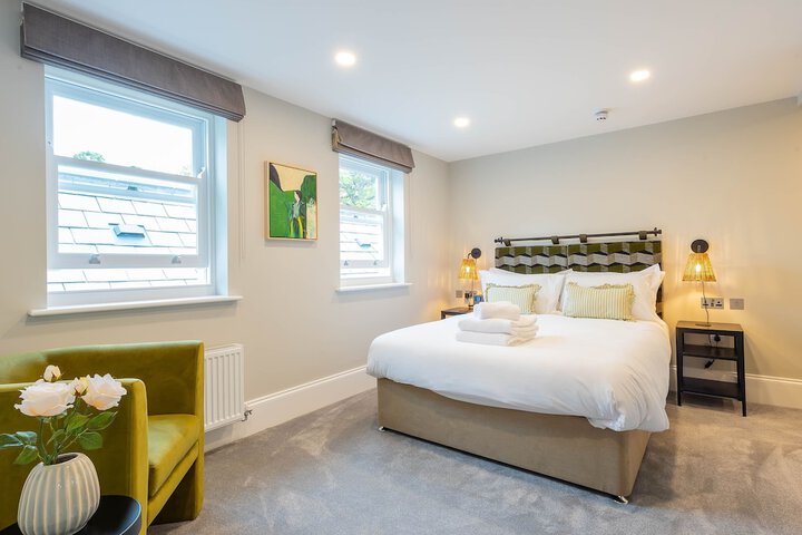 Room 9 of 190